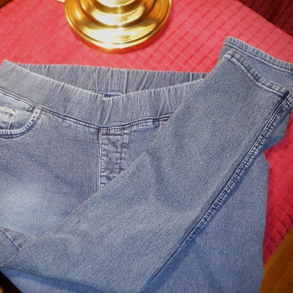 ~~~ JEANS Easy Wear ~~~